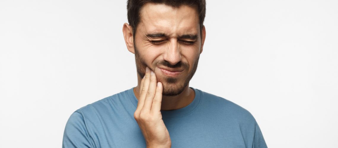 man-tooth-loss